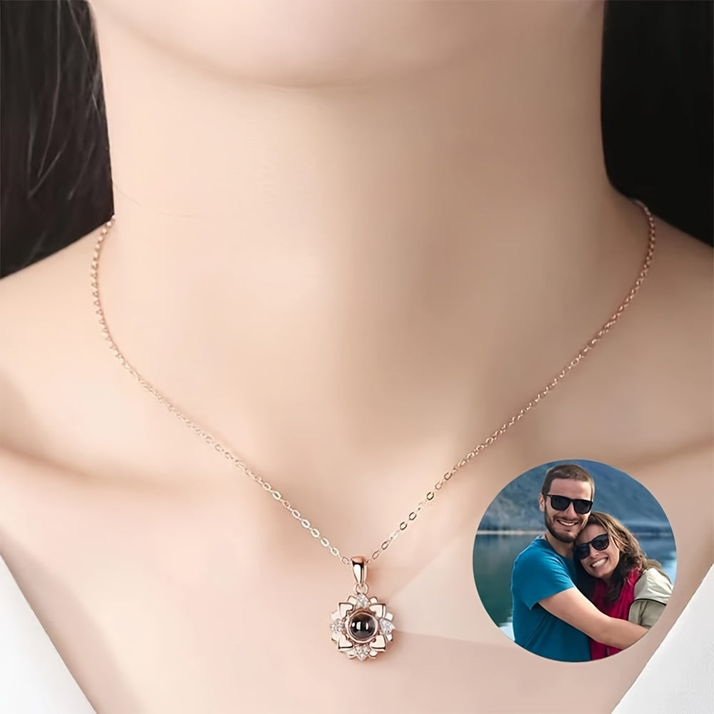 1pc Customized Color Photo Projection Sunflower Pendant Necklace Personalized Memory Pendant Necklace For Women, Mother's Day Gift